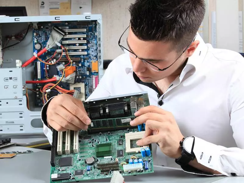 hp-laptop-tamircisi